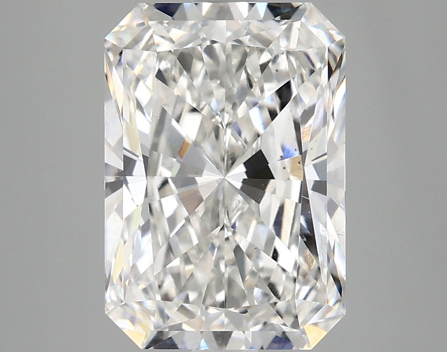 3.10 CT Radiant Diamond