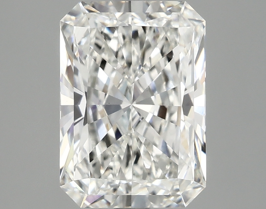3.05 CT Radiant Diamond