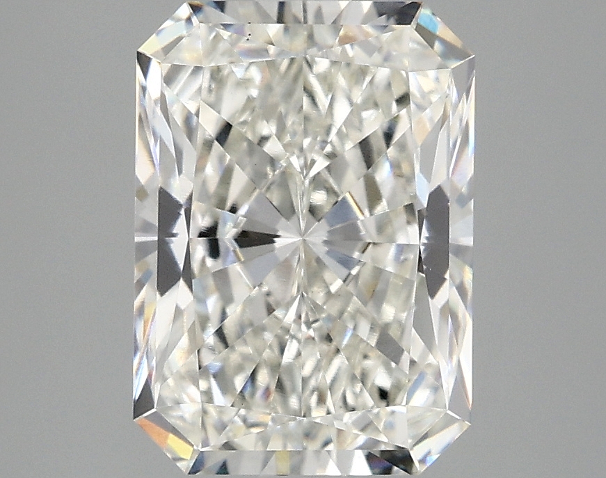 3.10 CT Radiant Diamond