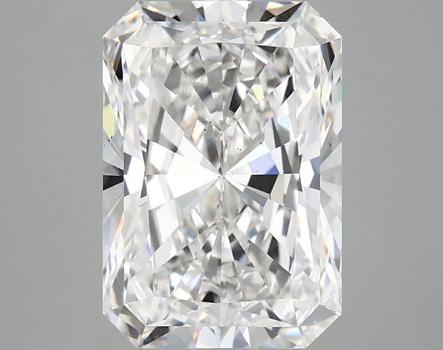 3.10 CT Radiant Diamond