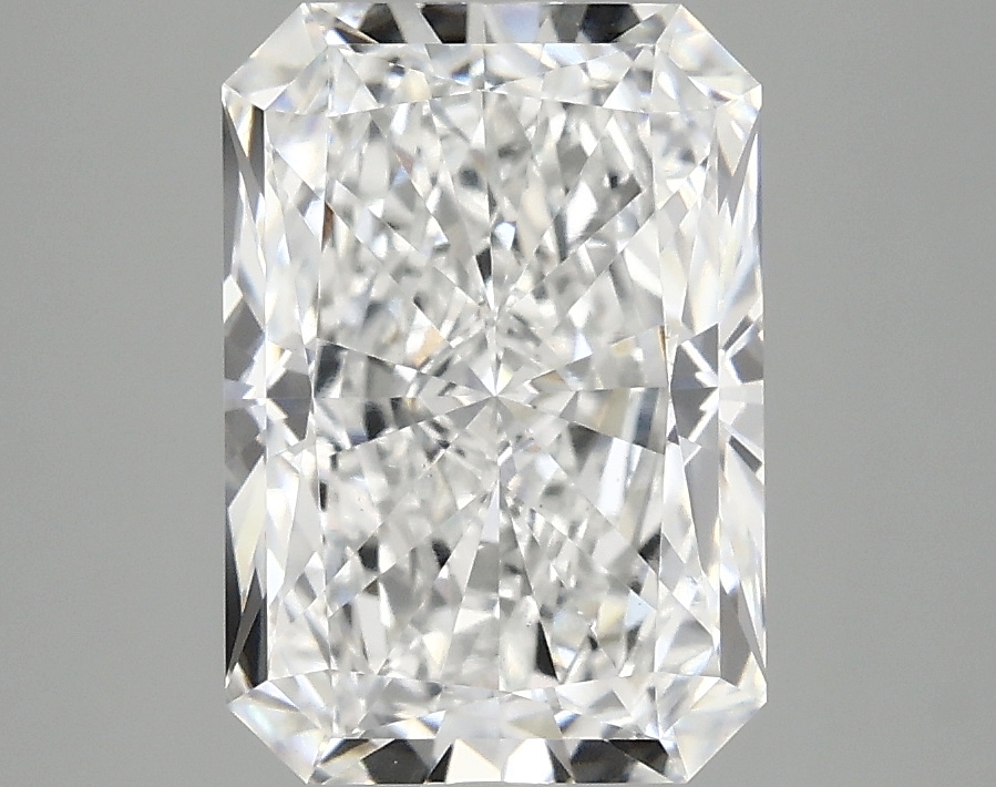 3.10 CT Radiant Diamond