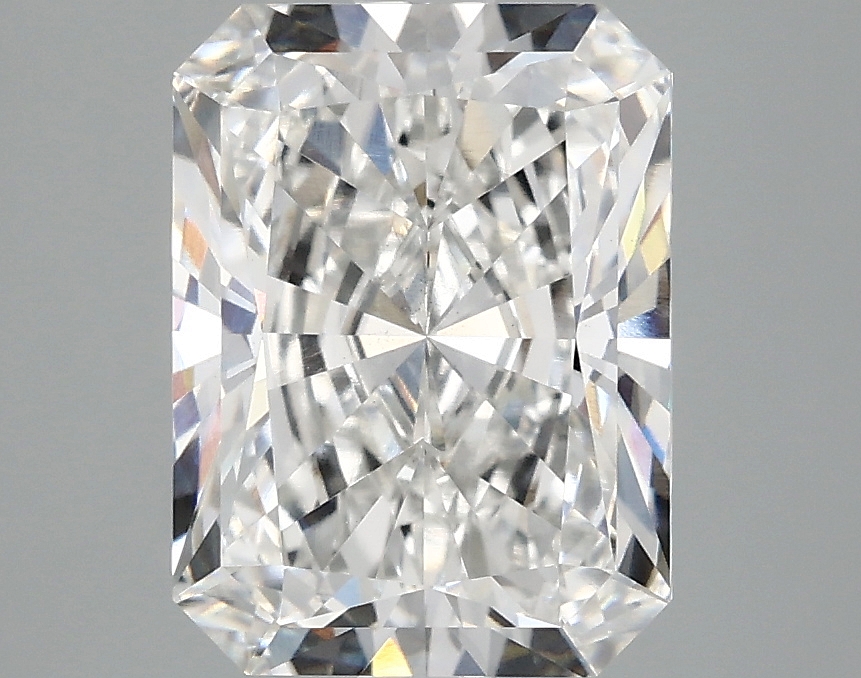 3.08 CT Radiant Diamond