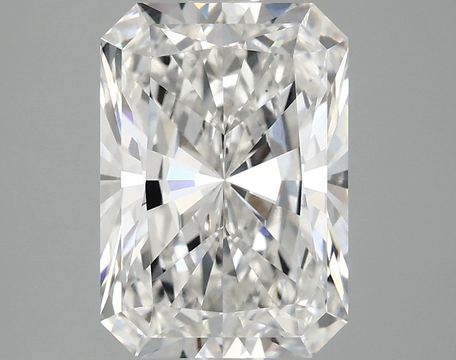 3.10 CT Radiant Diamond