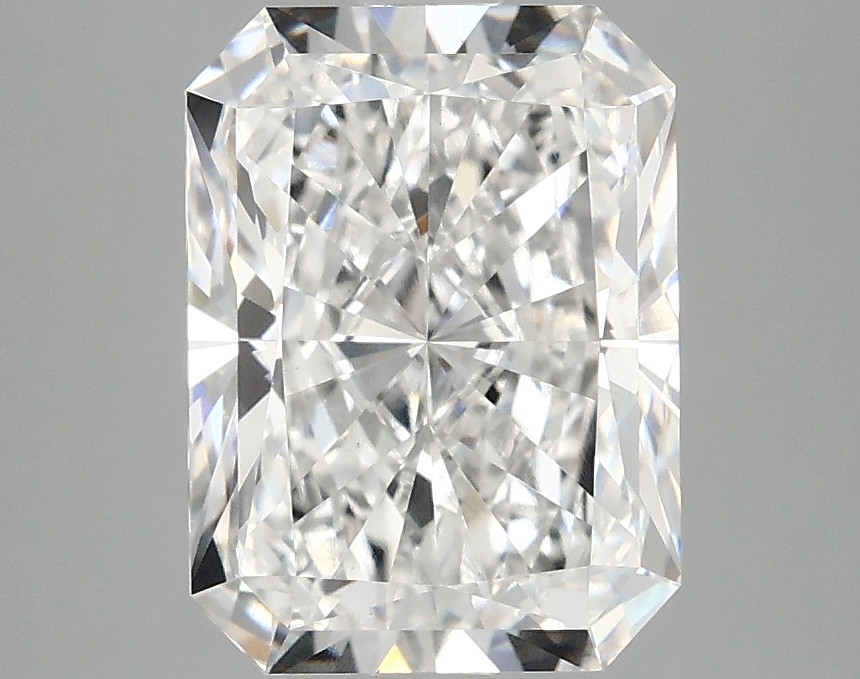 3.10 CT Radiant Diamond