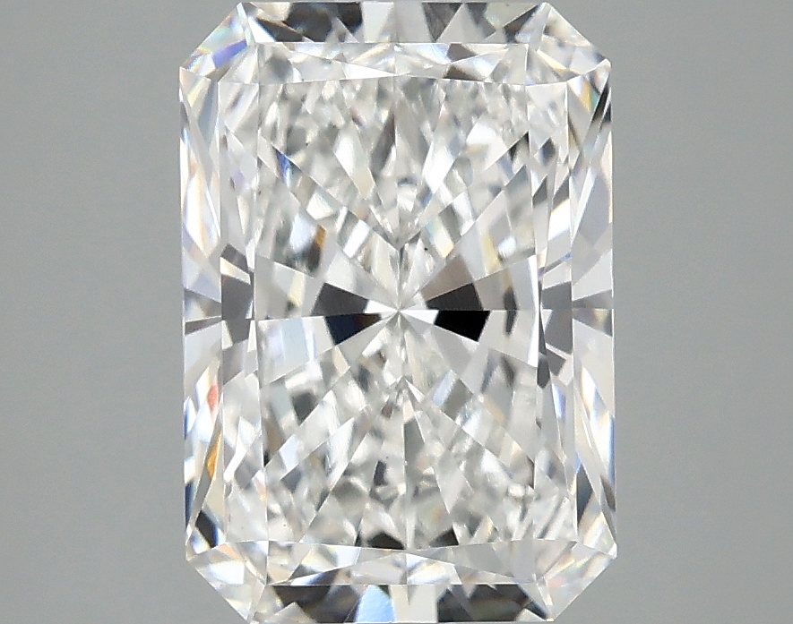 3.10 CT Radiant Diamond