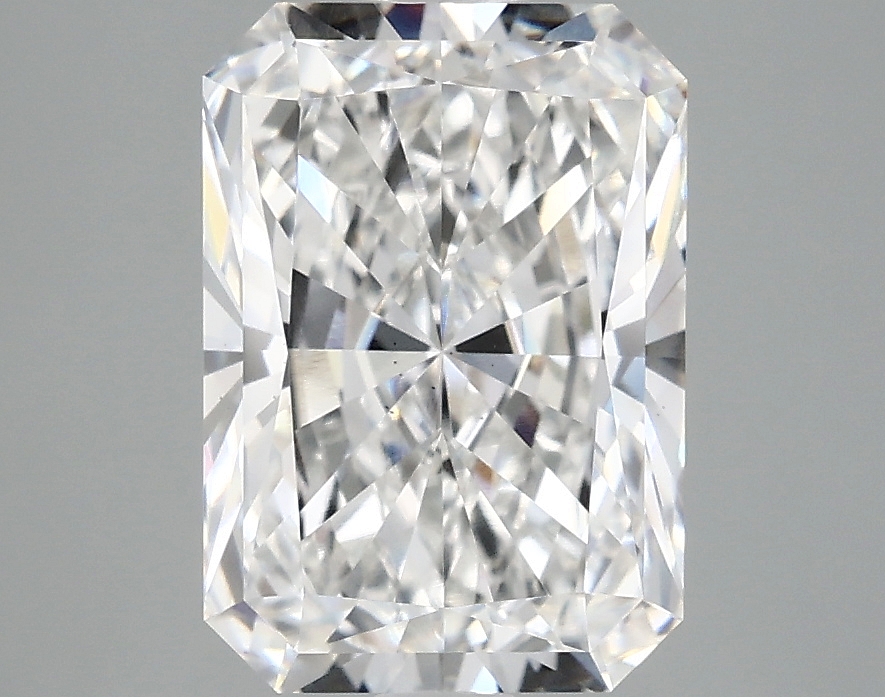 3.10 CT Radiant Diamond