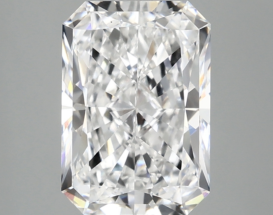 3.08 CT Radiant Diamond