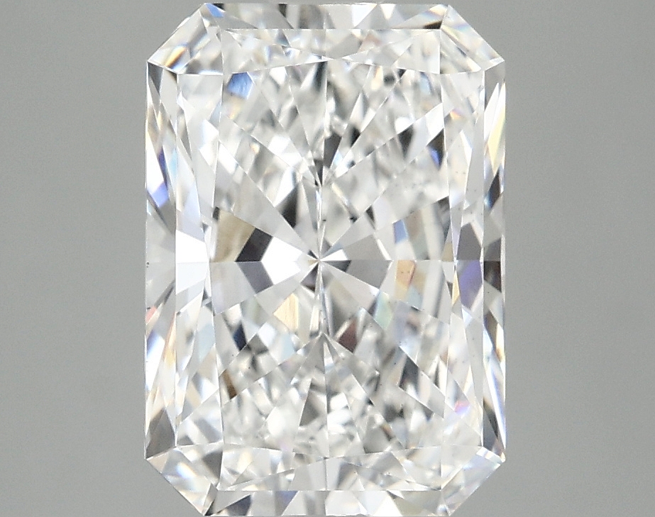 3.10 CT Radiant Diamond