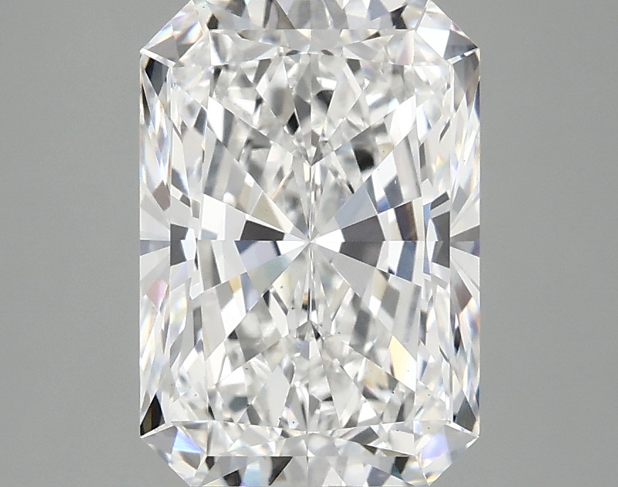3.10 CT Radiant Diamond