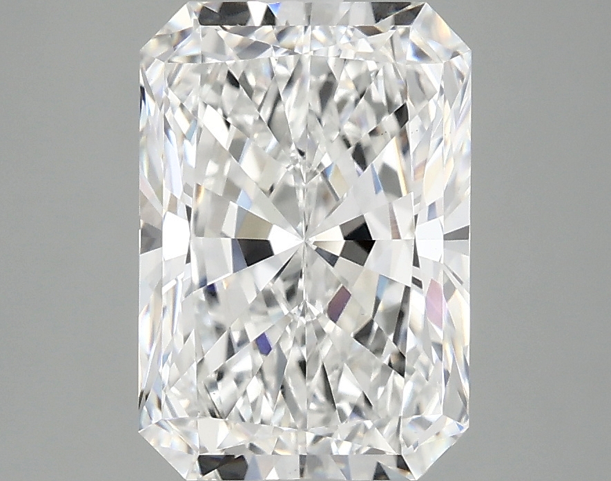 3.10 CT Radiant Diamond