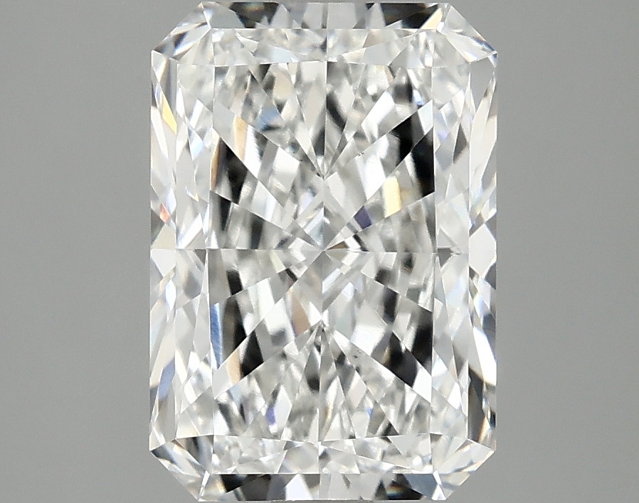 3.02 CT Radiant Diamond