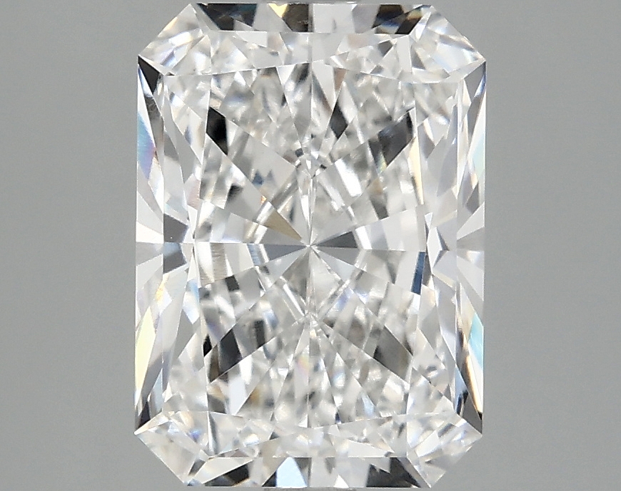 3.10 CT Radiant Diamond