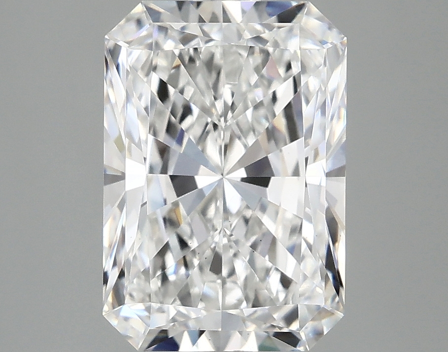3.10 CT Radiant Diamond
