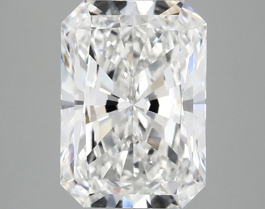 3.10 CT Radiant Diamond