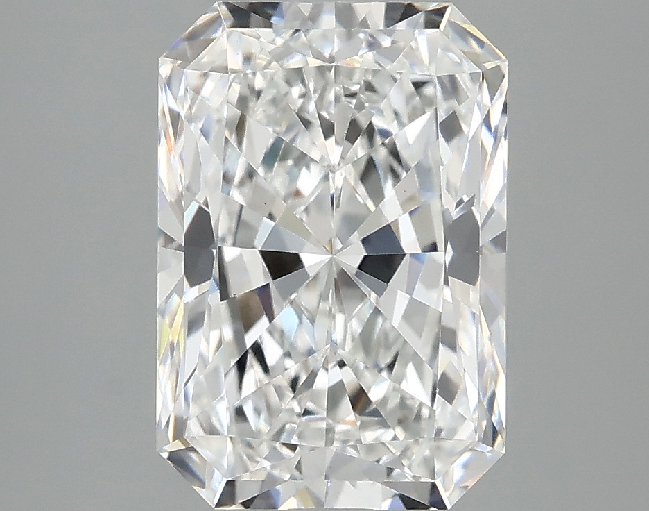 3.10 CT Radiant Diamond