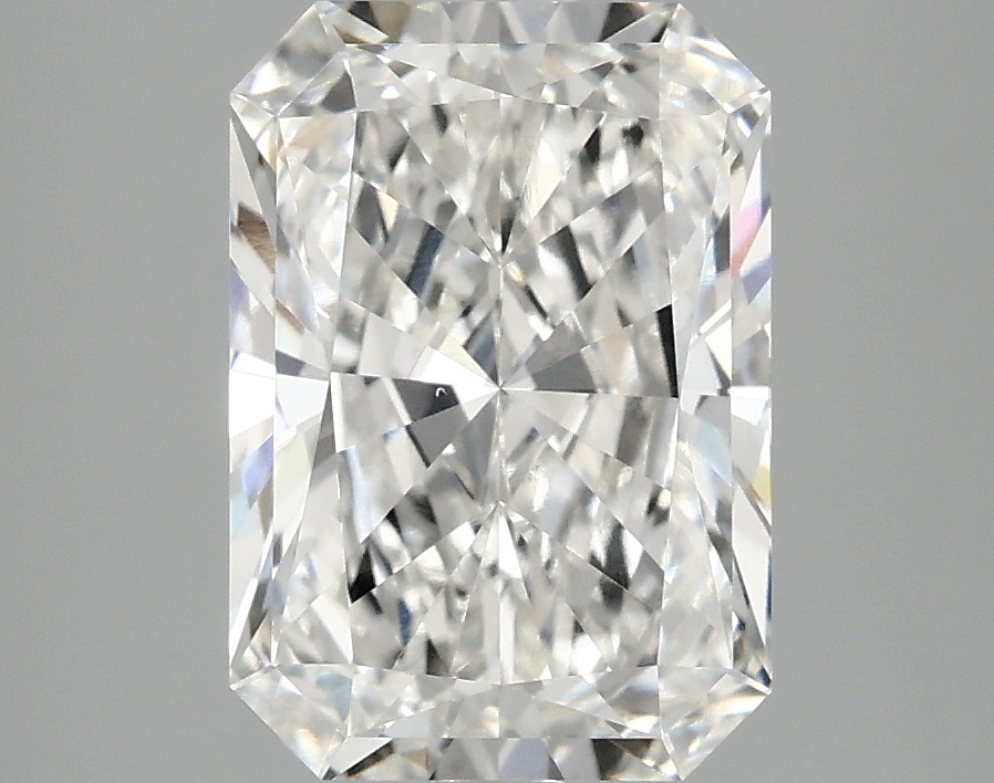 3.10 CT Radiant Diamond