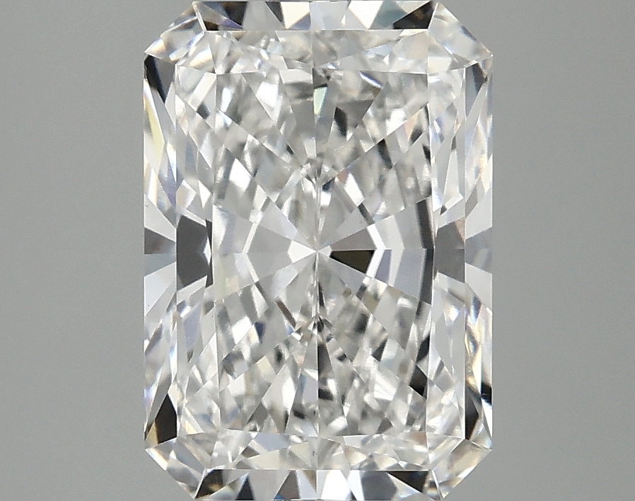 3.10 CT Radiant Diamond