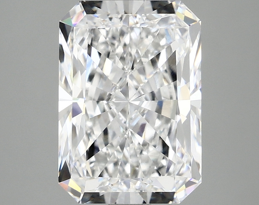 3.08 CT Radiant Diamond