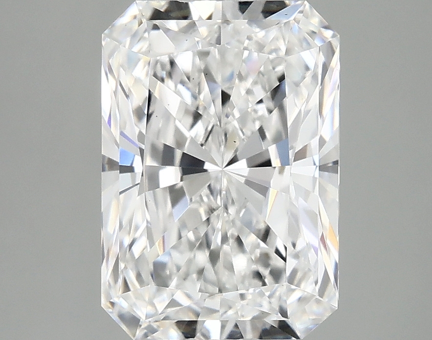 3.09 CT Radiant Diamond