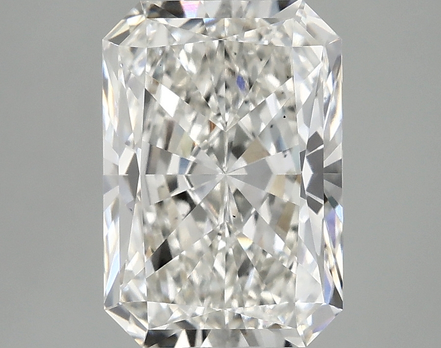 3.10 CT Radiant Diamond