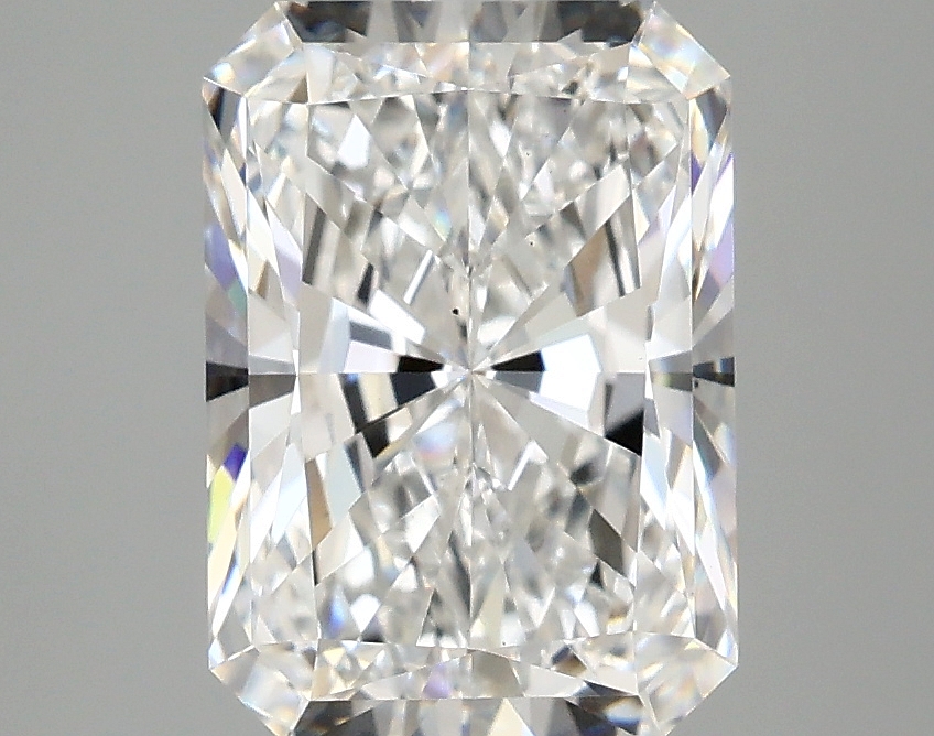 3.05 CT Radiant Diamond