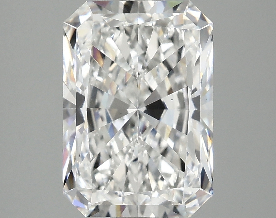 3.05 CT Radiant Diamond