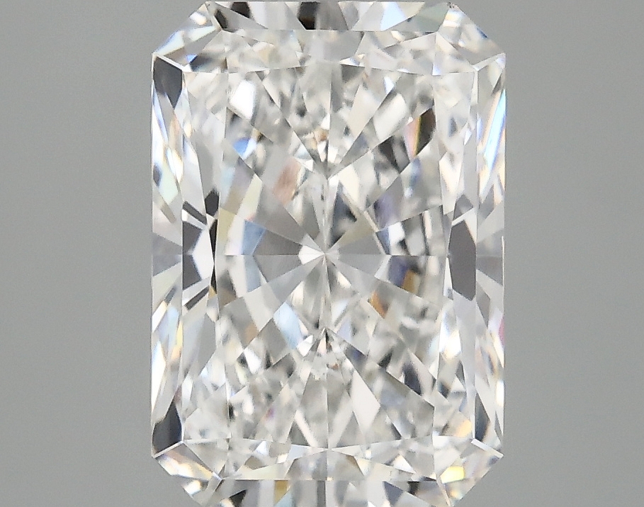 3.10 CT Radiant Diamond