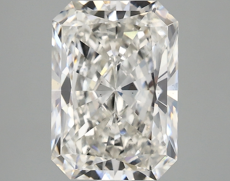 3.05 CT Radiant Diamond