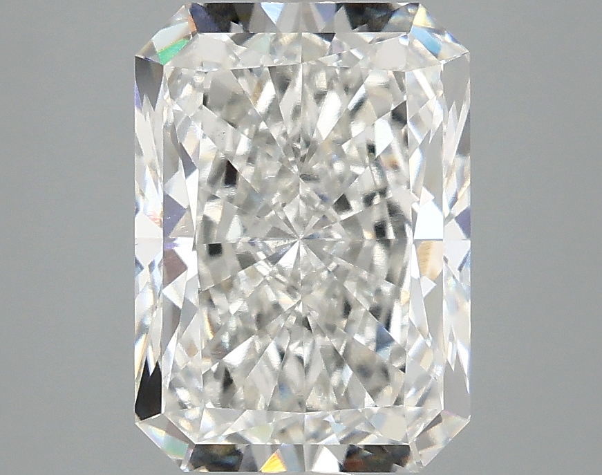 3.10 CT Radiant Diamond