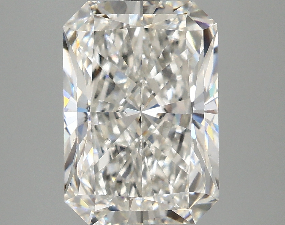 3.10 CT Radiant Diamond