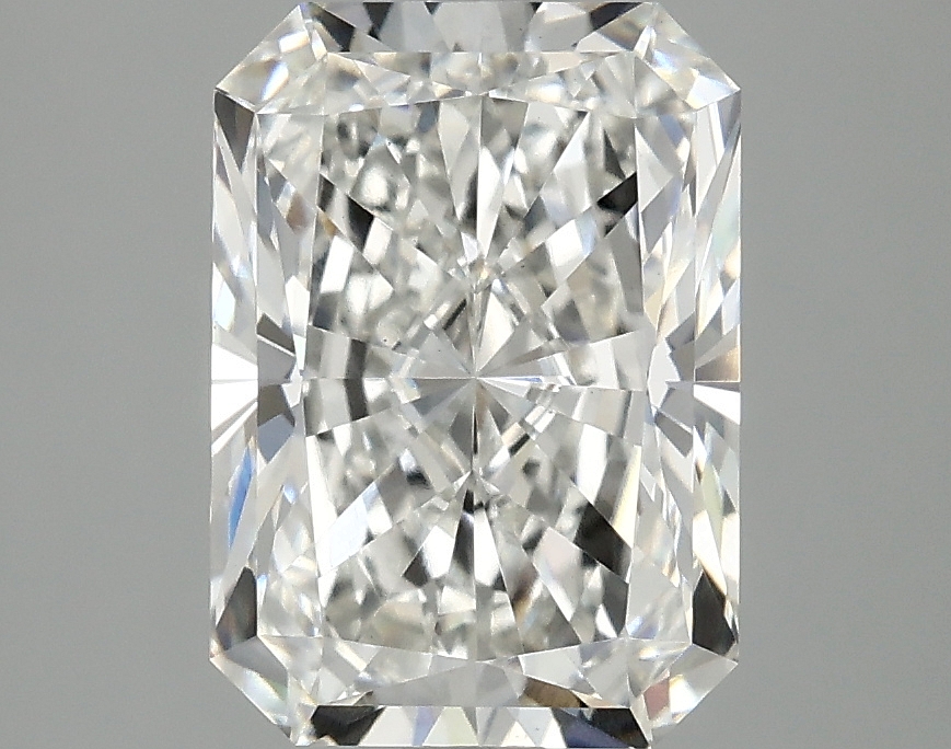 3.09 CT Radiant Diamond