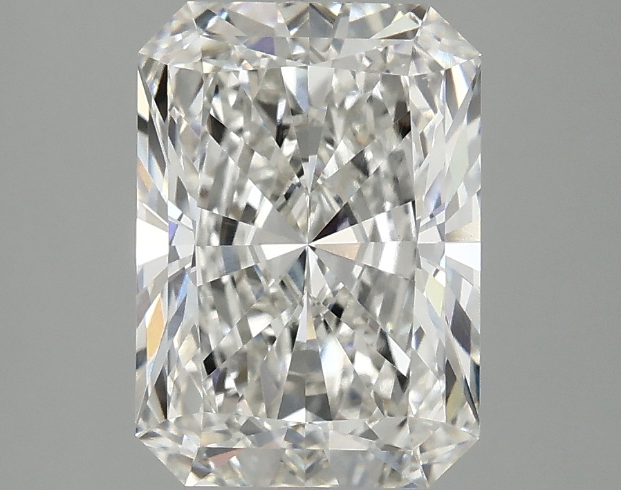 3.10 CT Radiant Diamond