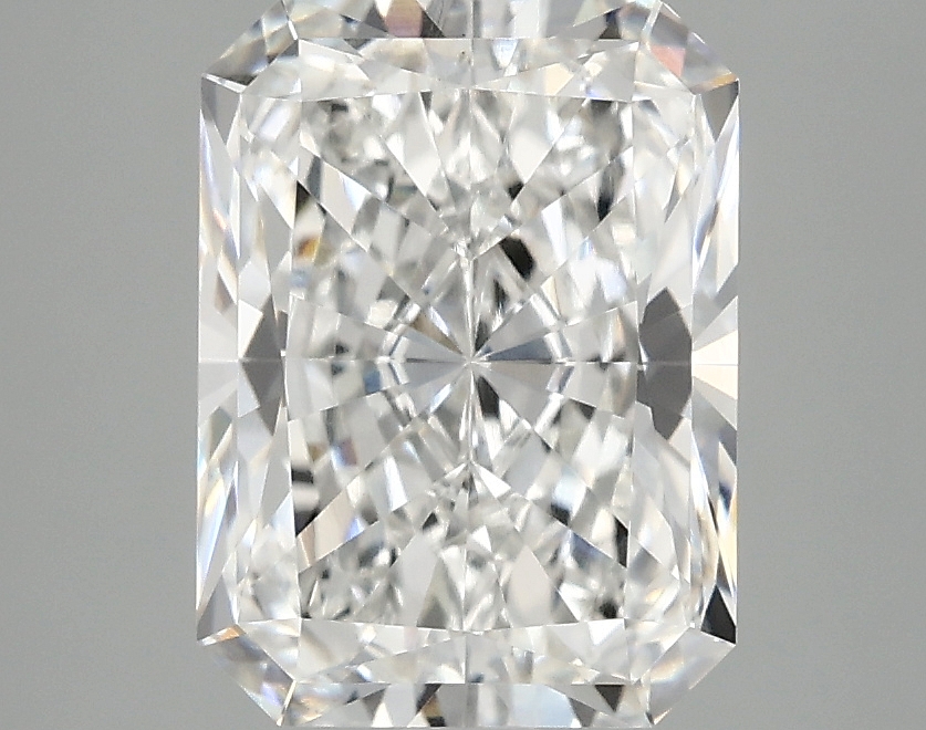 3.10 CT Radiant Diamond