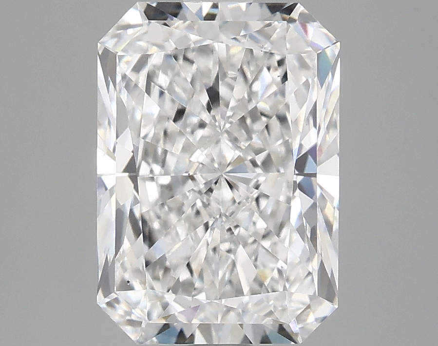 3.05 CT Radiant Diamond