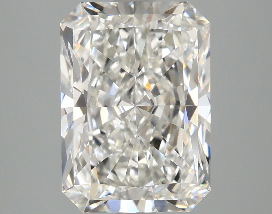 3.04 CT Radiant Diamond