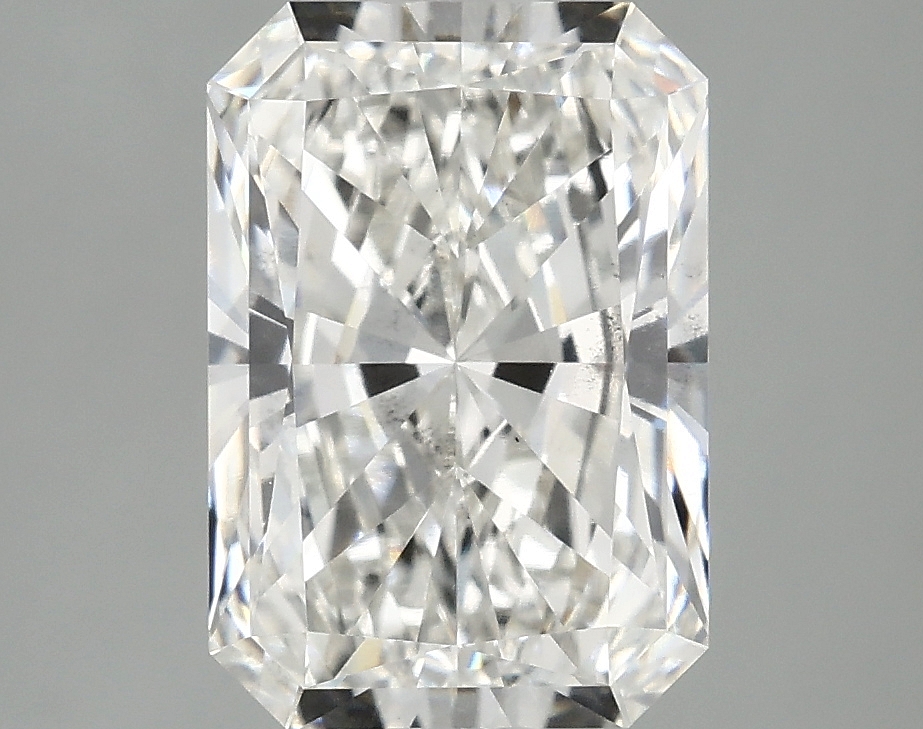 3.05 CT Radiant Diamond
