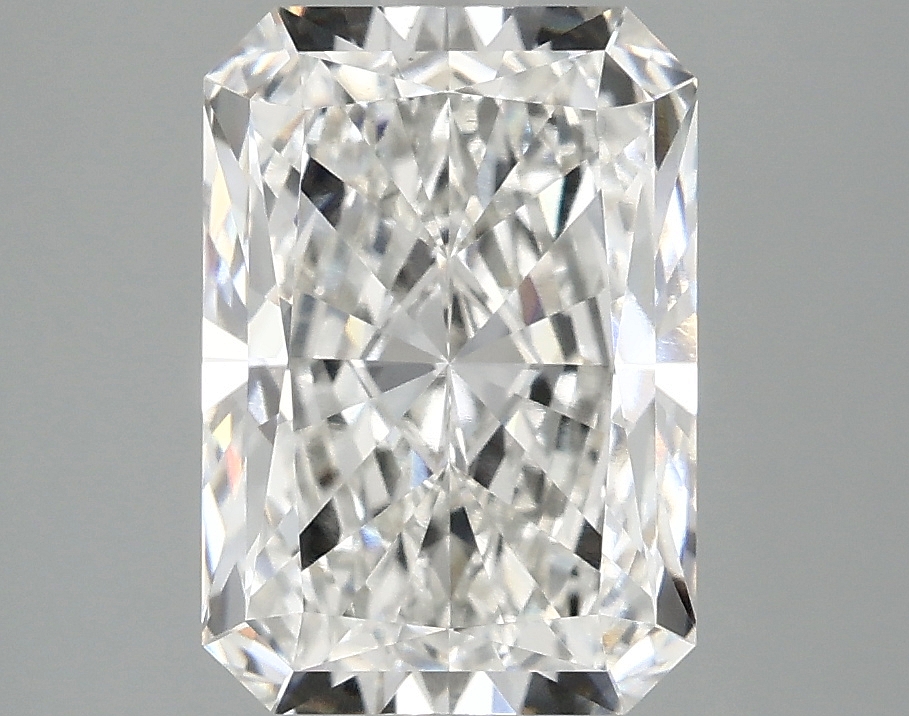 3.09 CT Radiant Diamond
