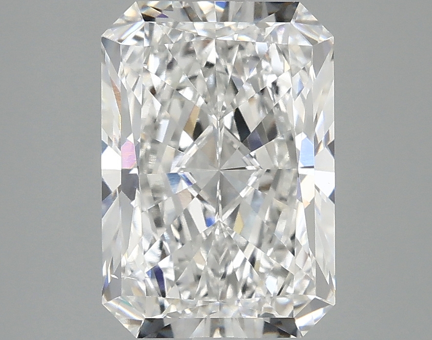 3.04 CT Radiant Diamond
