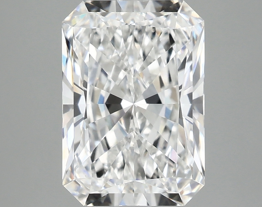 3.09 CT Radiant Diamond