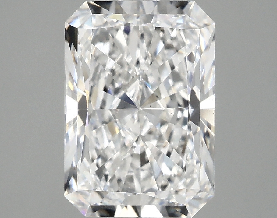 3.04 CT Radiant Diamond