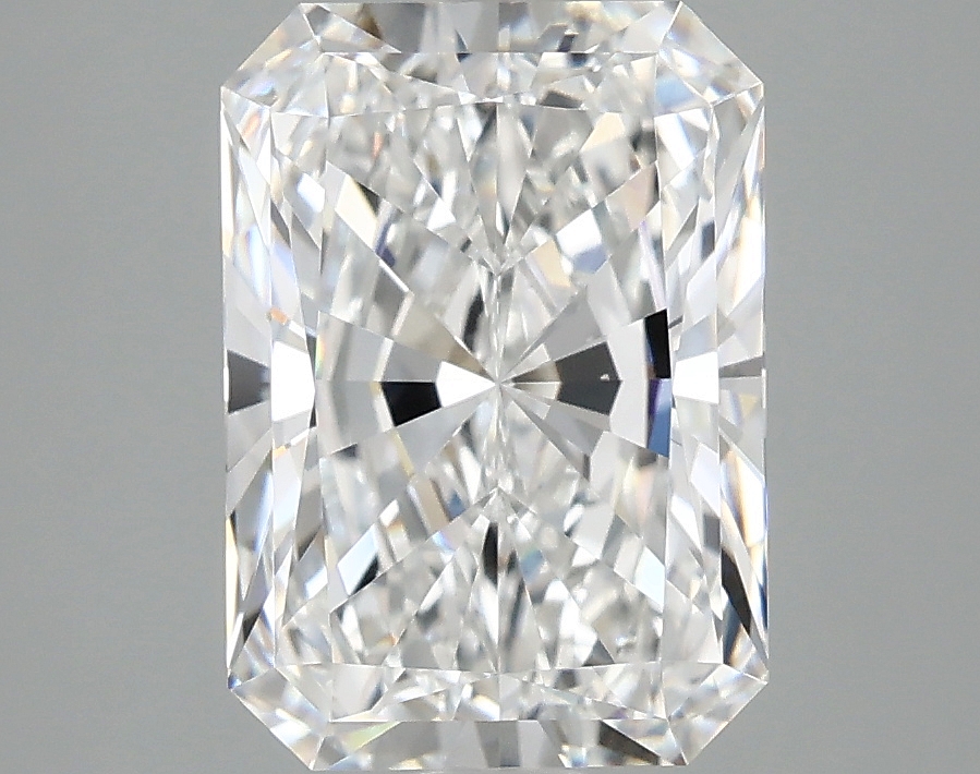 3.10 CT Radiant Diamond