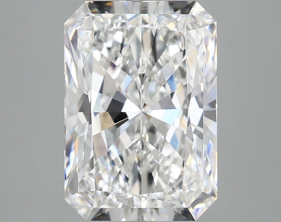 3.09 CT Radiant Diamond