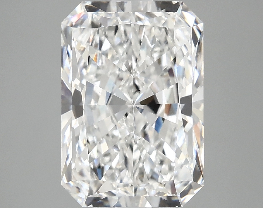 3.10 CT Radiant Diamond