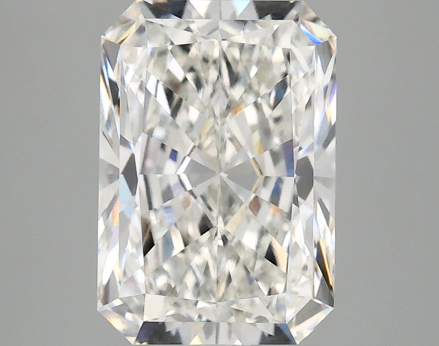 3.08 CT Radiant Diamond