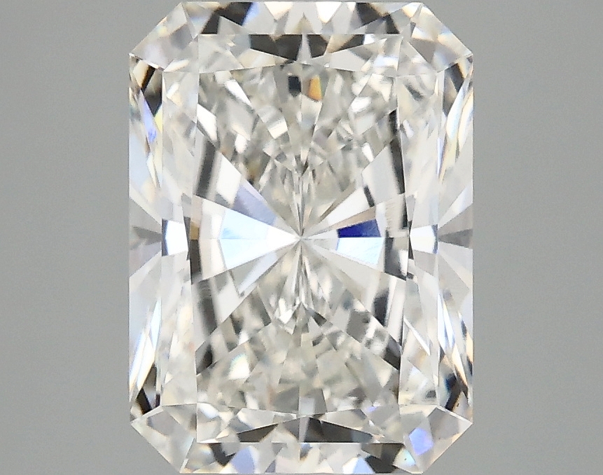 3.09 CT Radiant Diamond