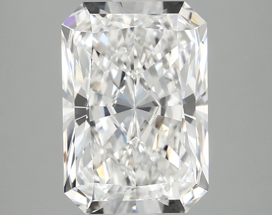 3.05 CT Radiant Diamond
