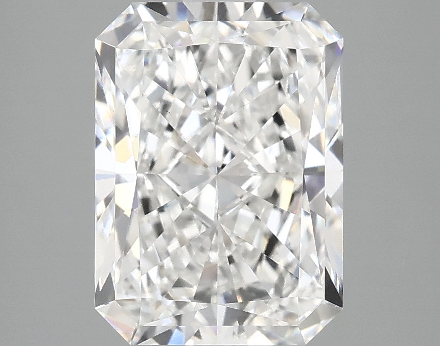 3.01 CT Radiant Diamond