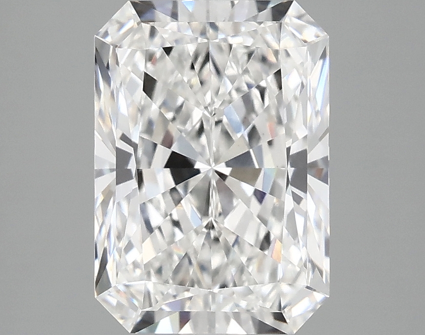 3.10 CT Radiant Diamond