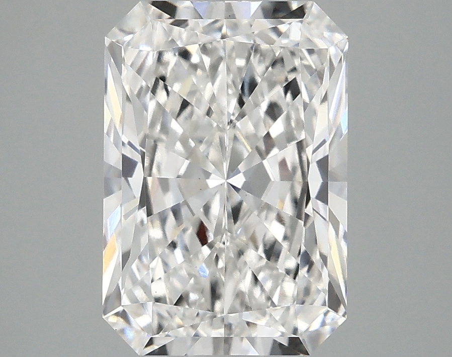 3.10 CT Radiant Diamond