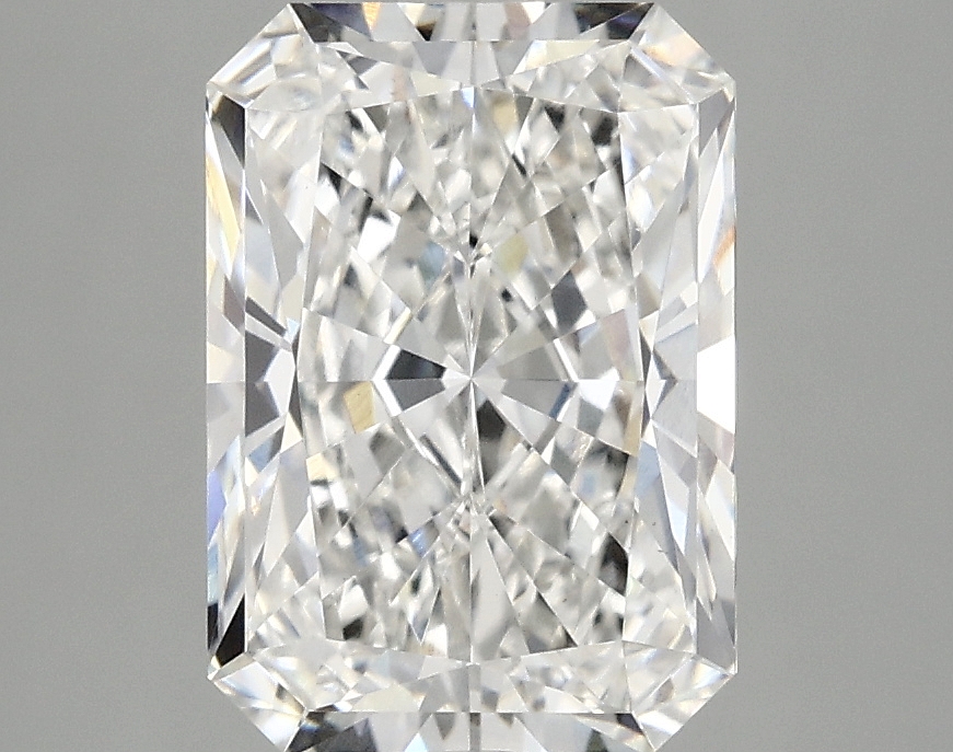 3.10 CT Radiant Diamond